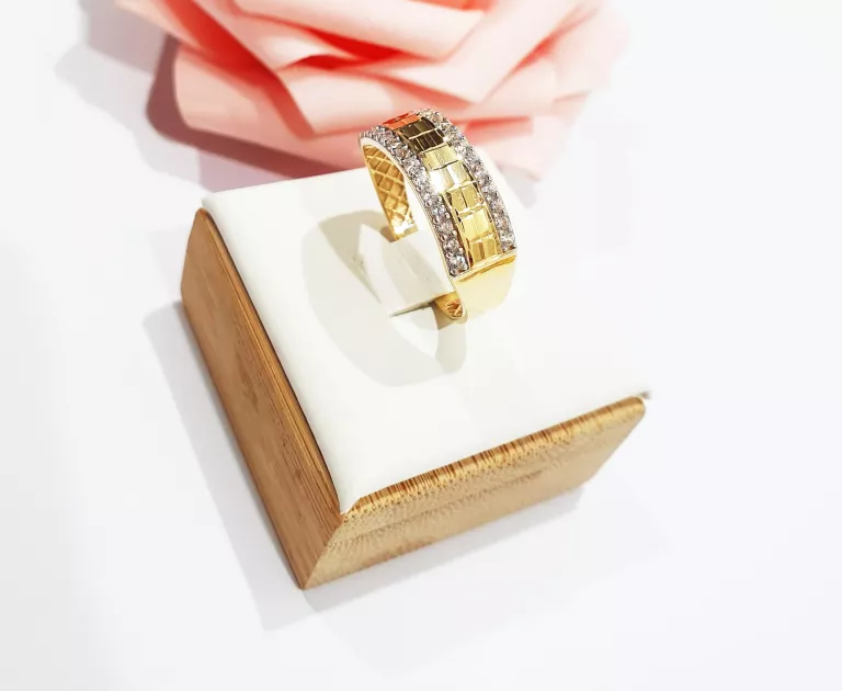 wyjatkowy-zloty-pierscionek-585ct-material-15835-2