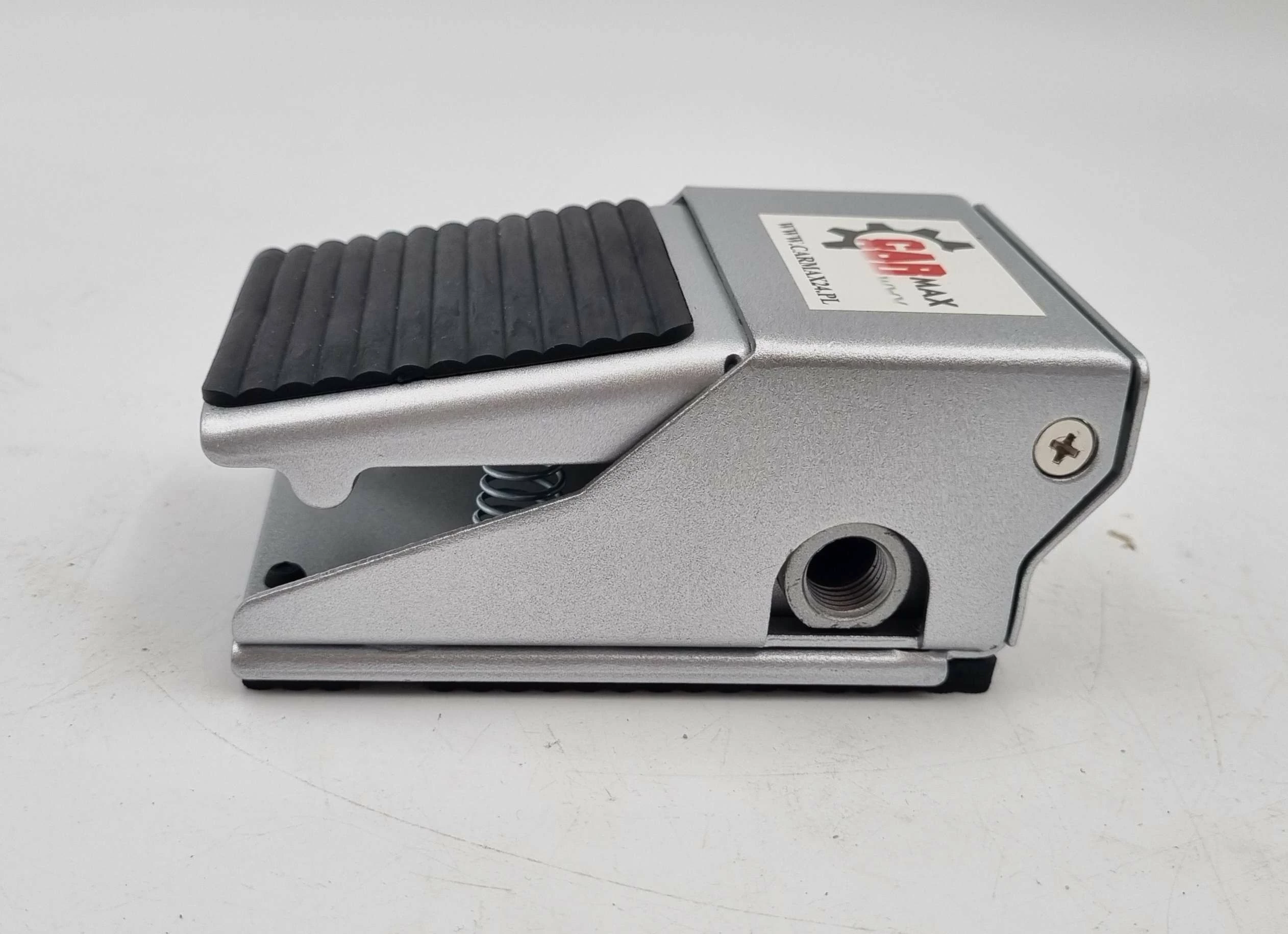 zawor-nozny-powietrza-car-max-pneumatyczny-42-farbiarska-22e-mosina