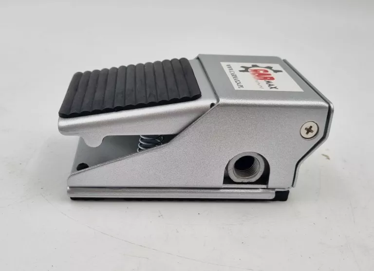 zawor-nozny-powietrza-car-max-pneumatyczny-42-farbiarska-22e-mosina