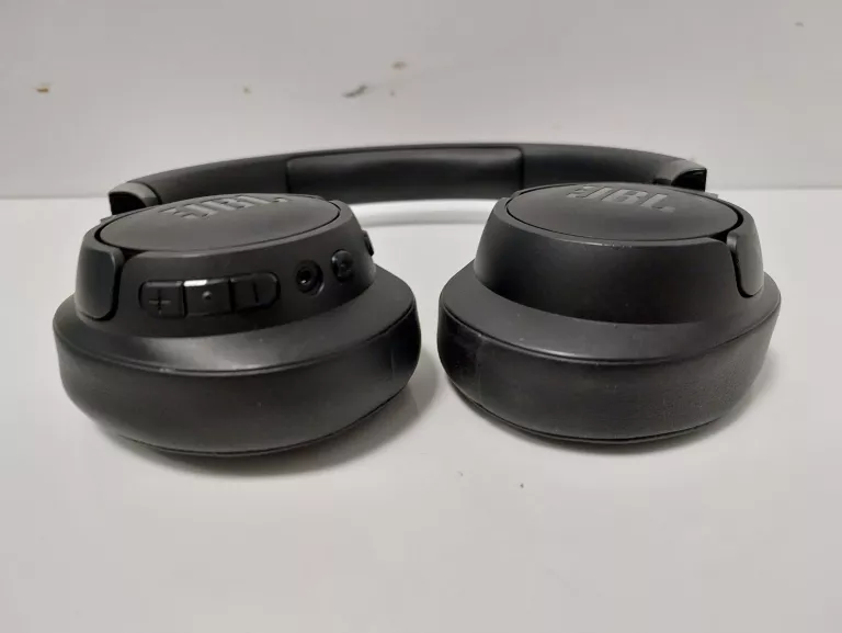 sluchawki-bezprzewodowe-nauszne-jbl-tune-770nc-czarny-ean-gtin-6925281974526