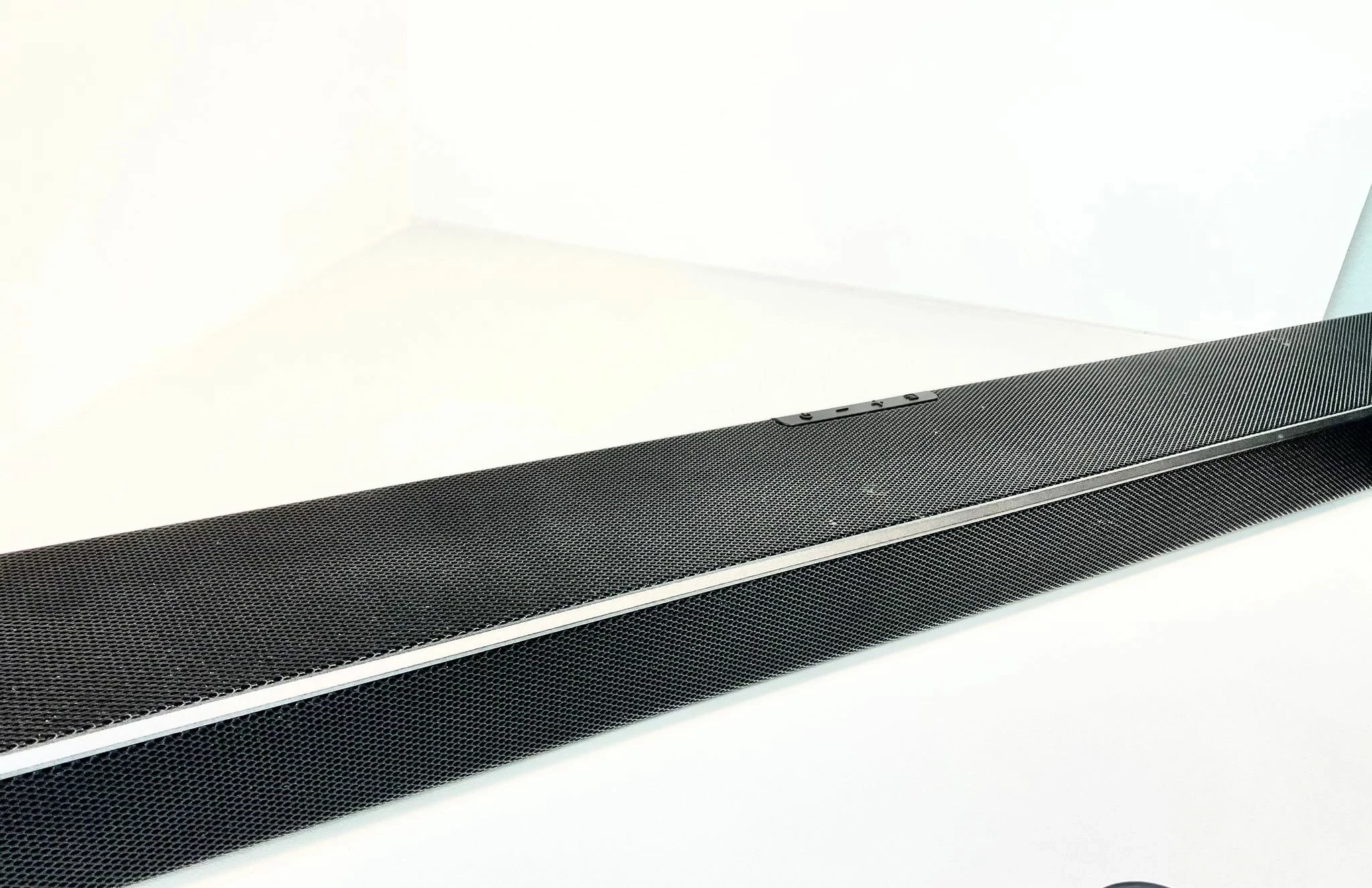 soundbar-samsung-hw-q60t-subwooferpilot-marka-248811-951414