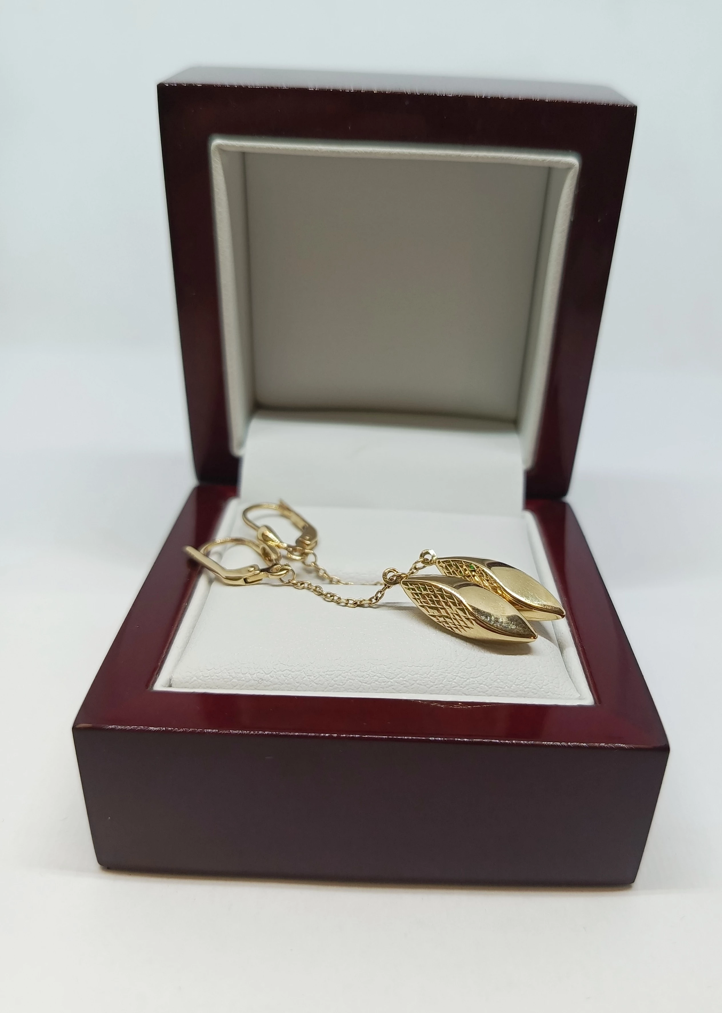 zlote-kolczyki-193-g-585-plac-wolnosci-10-konin