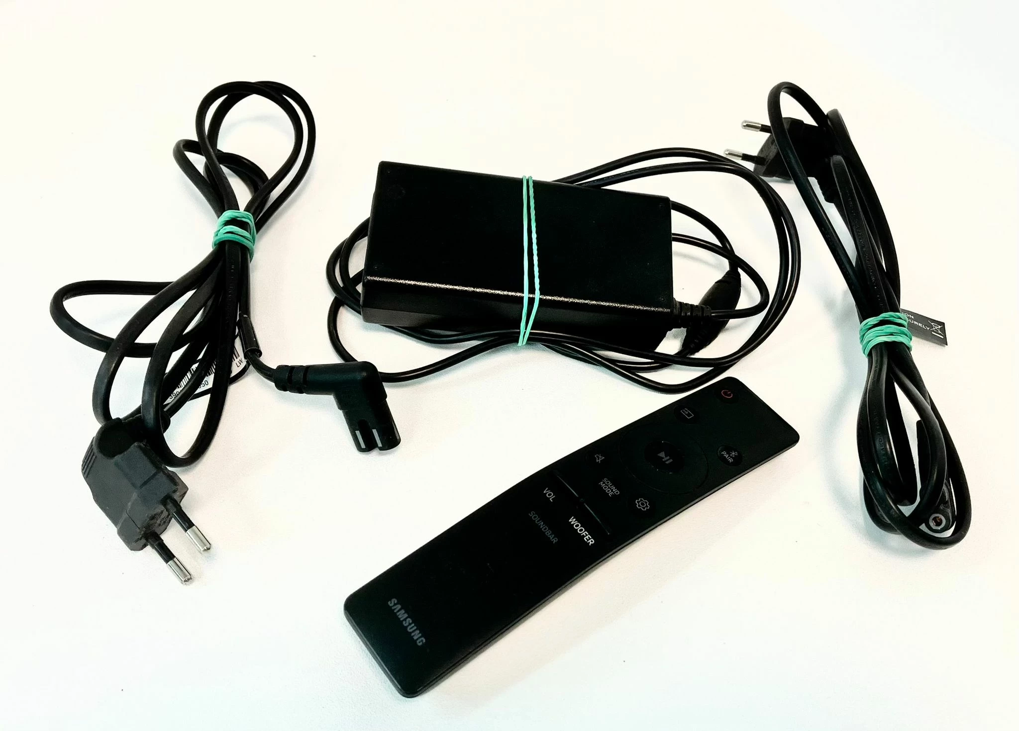 soundbar-samsung-hw-q60t-subwooferpilot-kolor-249512-1647413