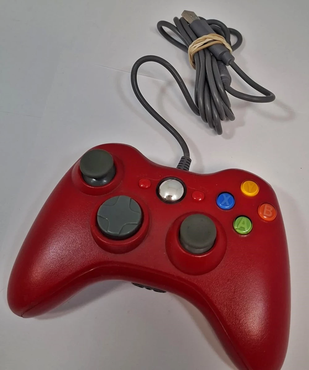 czerwony-pad-przewodowy-do-xbox-360-stan-11323-2
