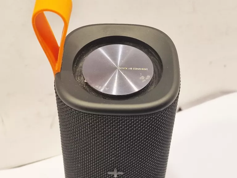 glosnik-bezprzewodowy-xiaomi-sound-outdoor-czarny-30w-bluetooth-ip67-moc-3000