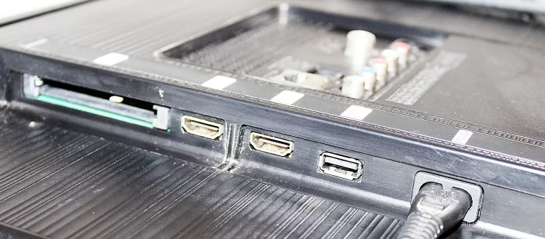 telewizor-samsung-32-full-hd-50-hz-1920x1080-ue32t5305-xxc-przekatna-ekranu-8000