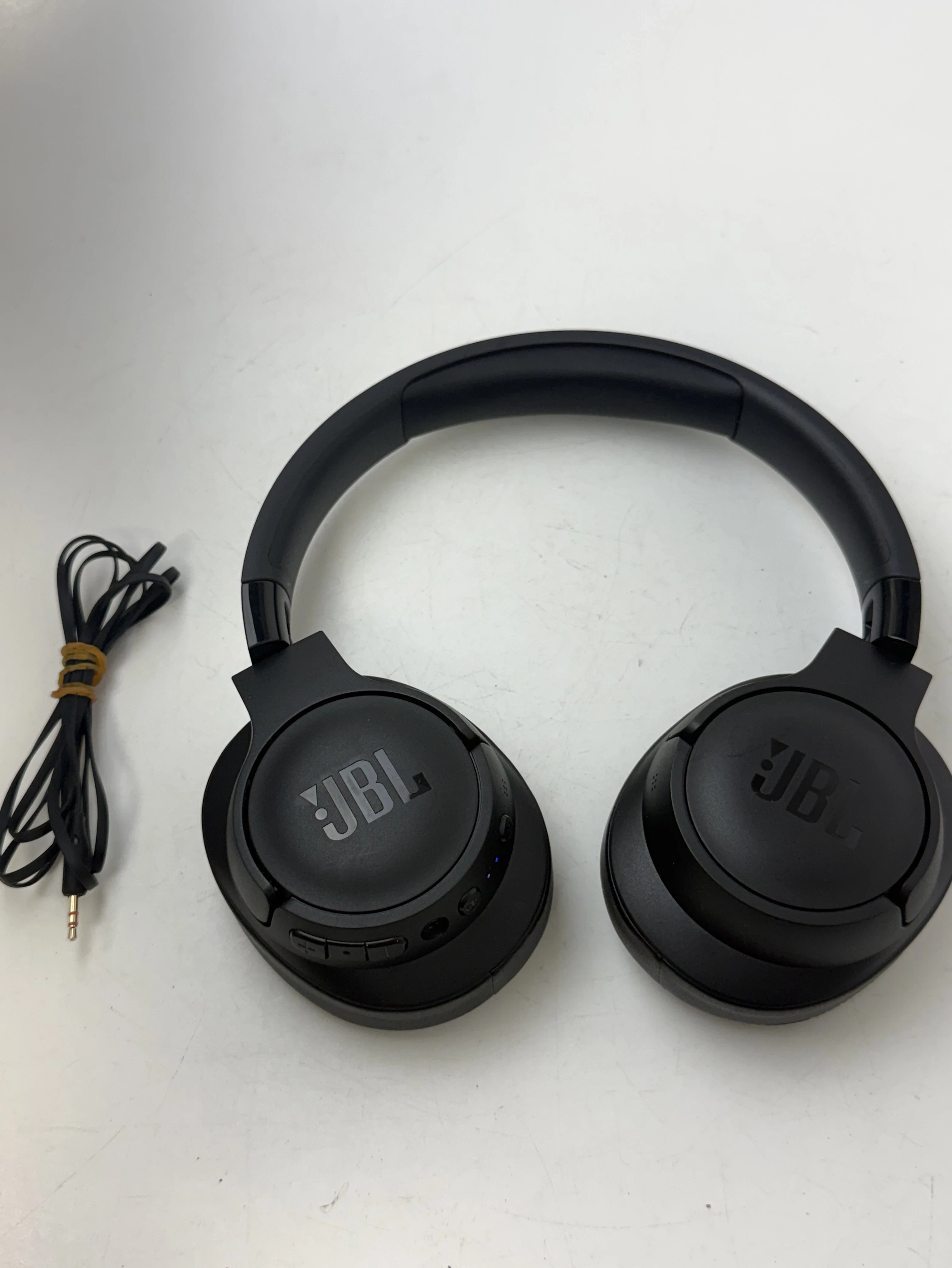 sluchawki-jbl-tune-770nc-orzegowska-25-bytom