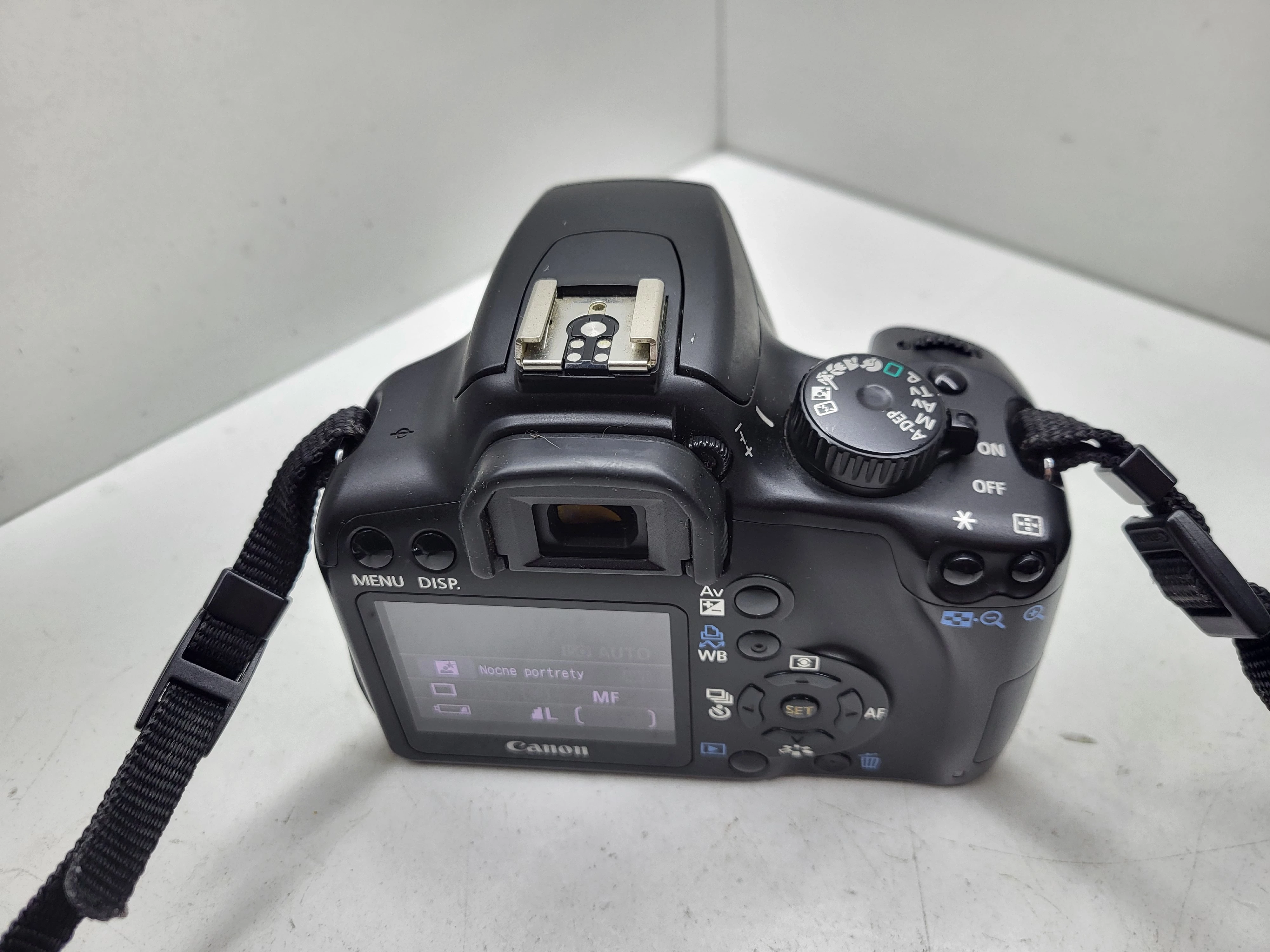 aparat-canon-eos-1000d-marka-248811-1949762