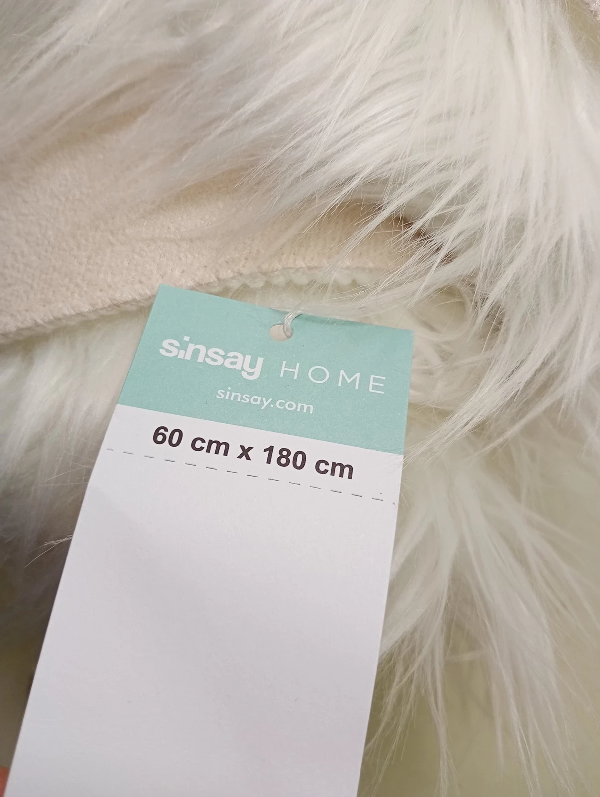 dywan-futerko-biale-sinsay-60x180cm-rodzaj-224469-899090
