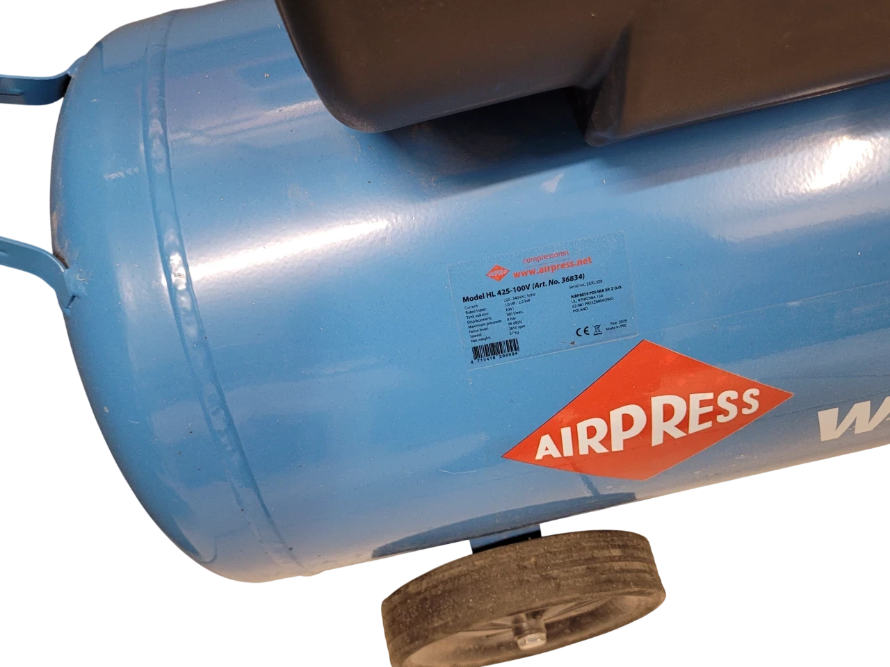 kompresor-dwutlokowy-airpress-model-hl-425-100v-pojemnosc-zbiornika-10000