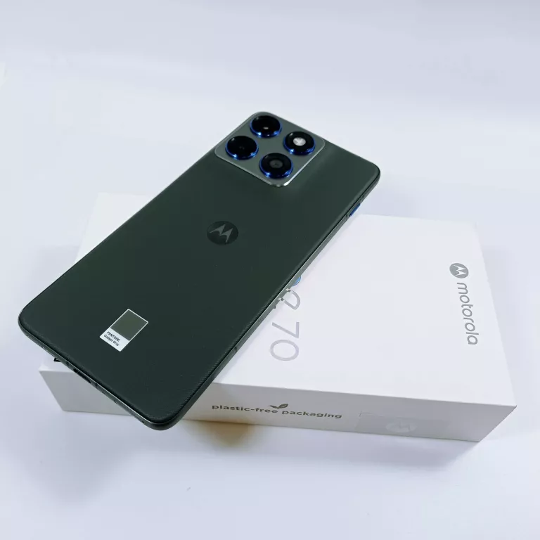 telefon-motorola-moto-edge-70-at-na-export-stan-11323-2