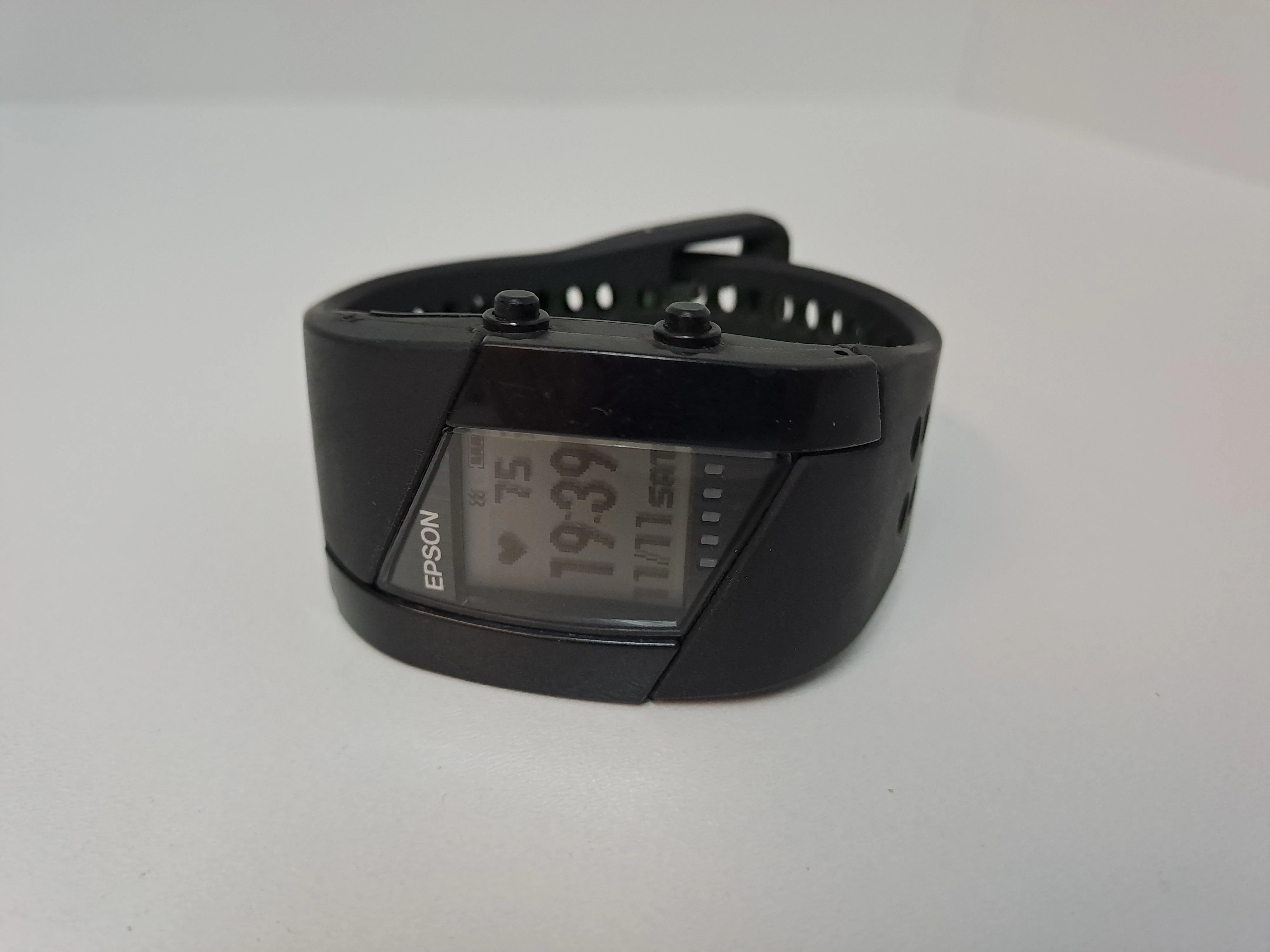 smartband-epson-pulsense-ps-500-obwod-nadgarstka