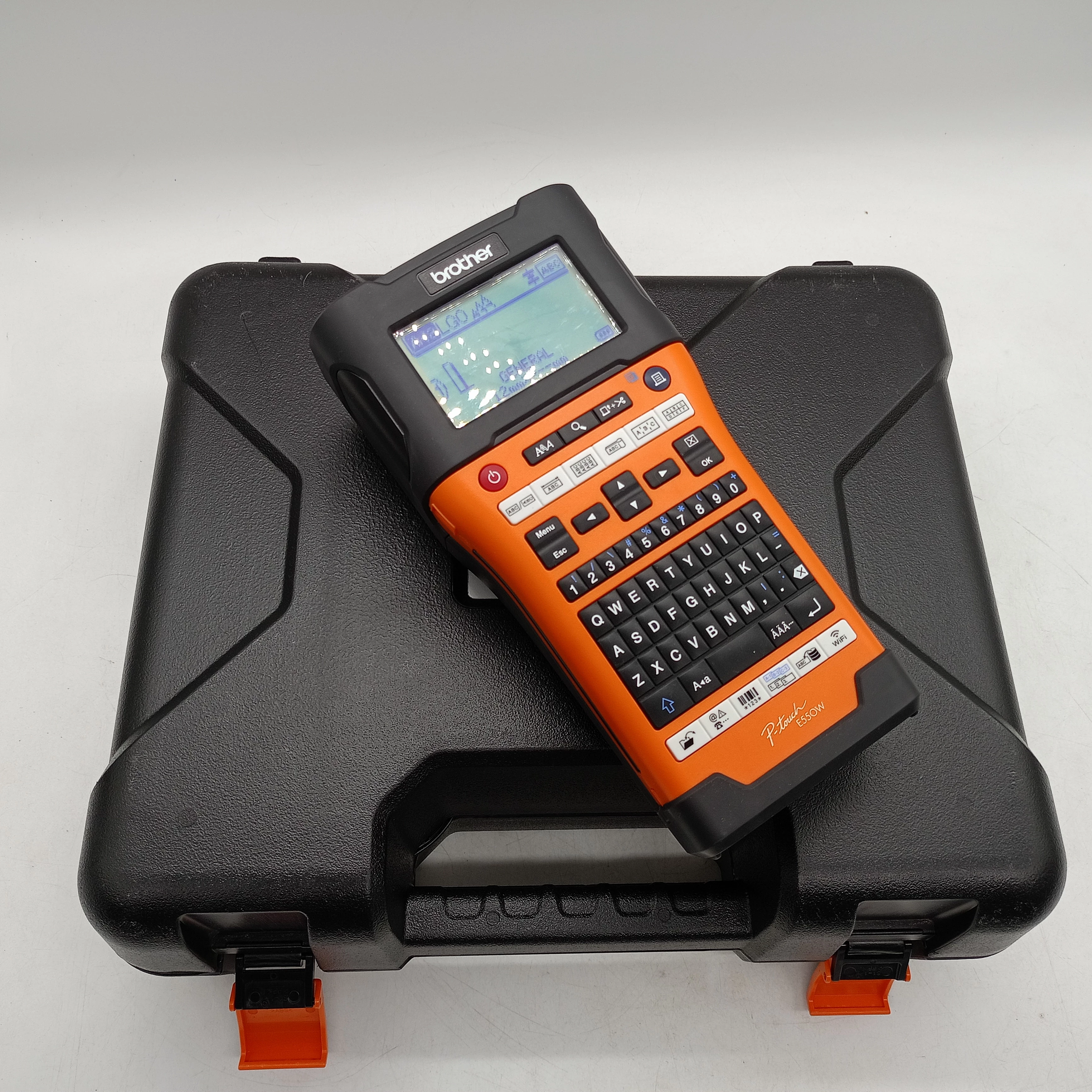 drukarka-etykiet-brother-p-touch-e550-maksymalna-wysokosc-druku-800000