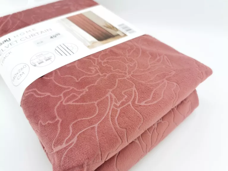 sinsay-home-velvet-zaslona-140x260-czerwone-ean-gtin-5907831594812