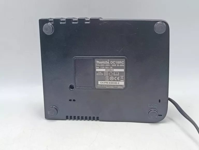 ladowarka-makita-dc18rc-stan-11323-2