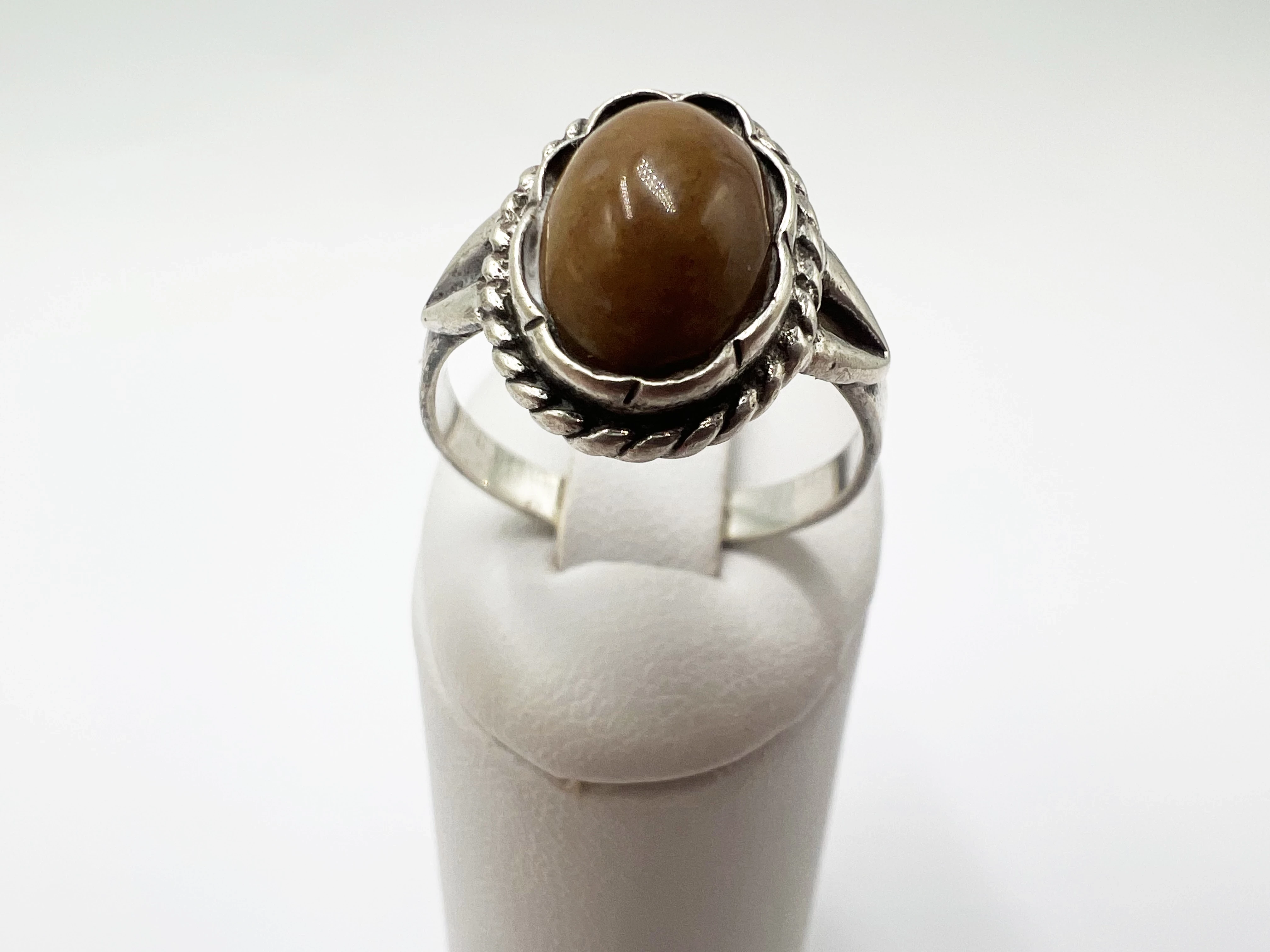 srebrny-pierscionek-z-oczkiem-p925320gr20-material-dominujacy-223721-2048