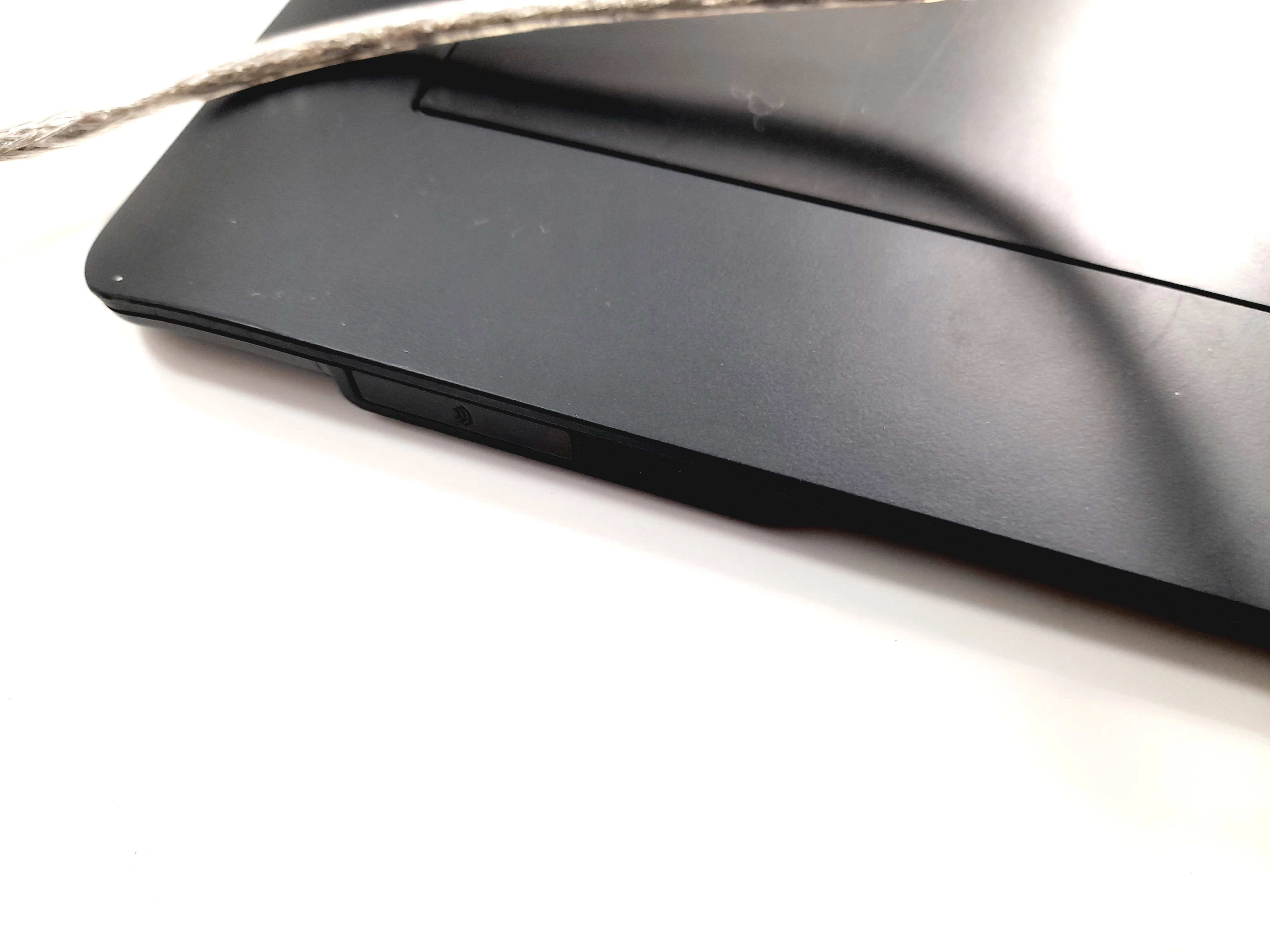 tablet-graficzny-piorkowy-wacom-intuos-pth-851-stan-11323-2