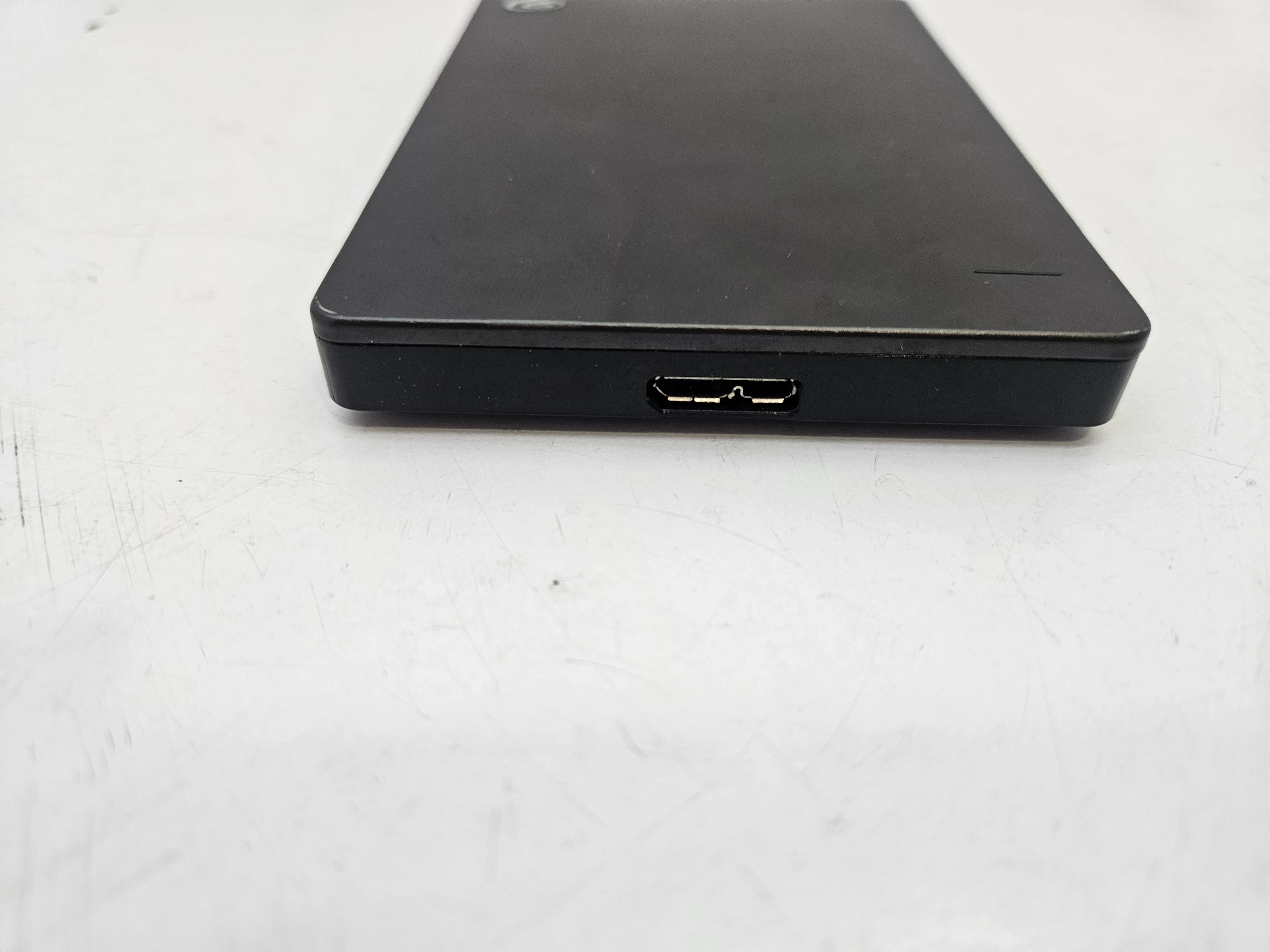 dysk-zewnetrzny-seagate-backup-plus-slim-stan-11323-2