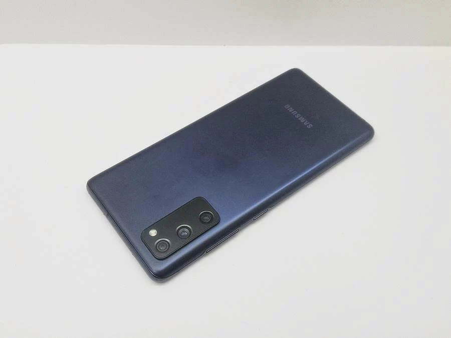 telefon-samsung-galaxy-s20-fe-5g-6125gb-przekatna-ekranu-650