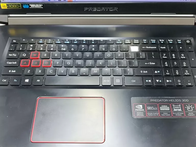 acer-predator-helios-300-i5-8300h-16gb-256gb-gtx-1060-przekatna-ekranu-1560