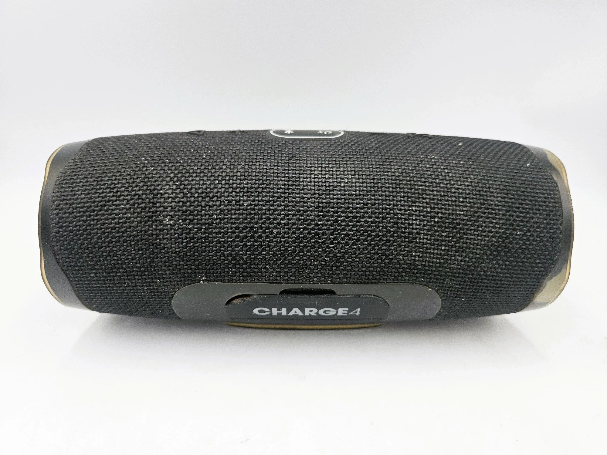 glosnik-jbl-charge-4-czarny-funkcje-221089-2