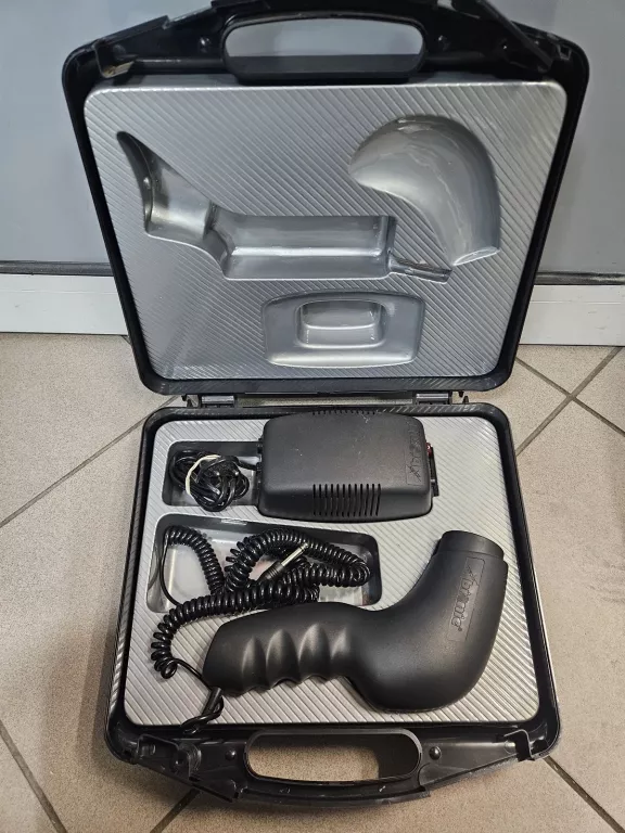 lampa-lecznicza-bioptron-zepterbionic-1-walizka-model-bionic