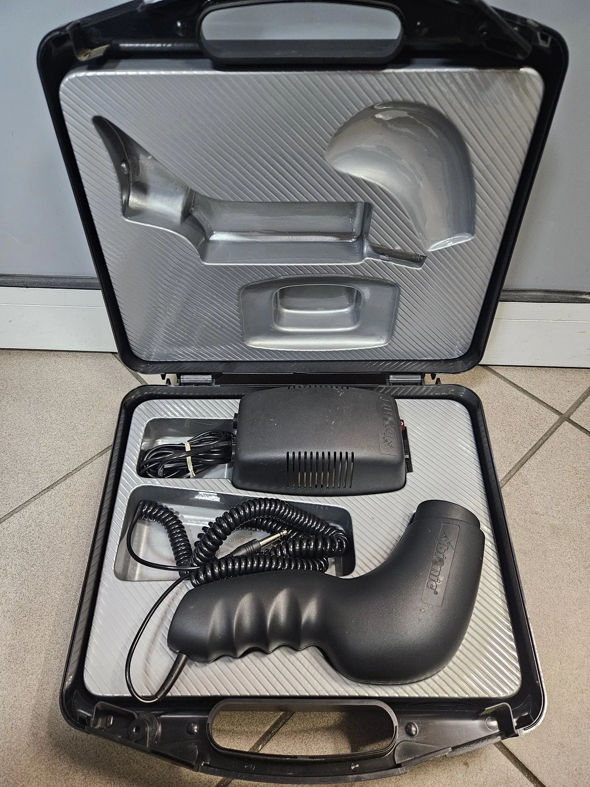 lampa-lecznicza-bioptron-zepterbionic-1-walizka-saturna-41-glogow