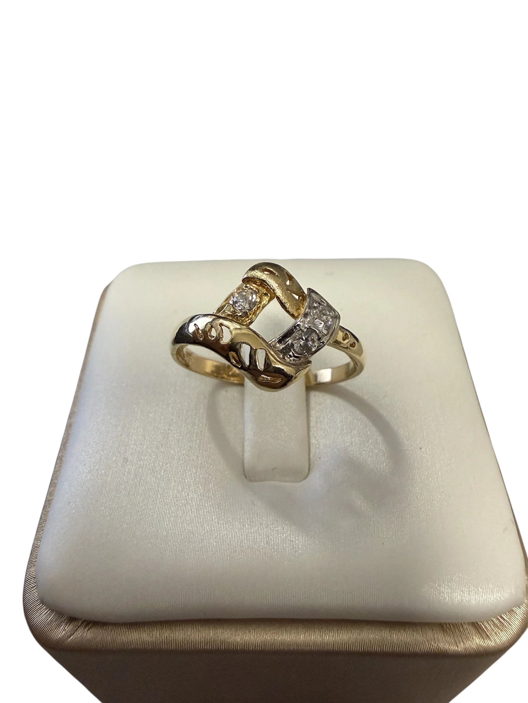 ladniutki-zloty-pierscionek-14k-585-201-g-material-15835-2