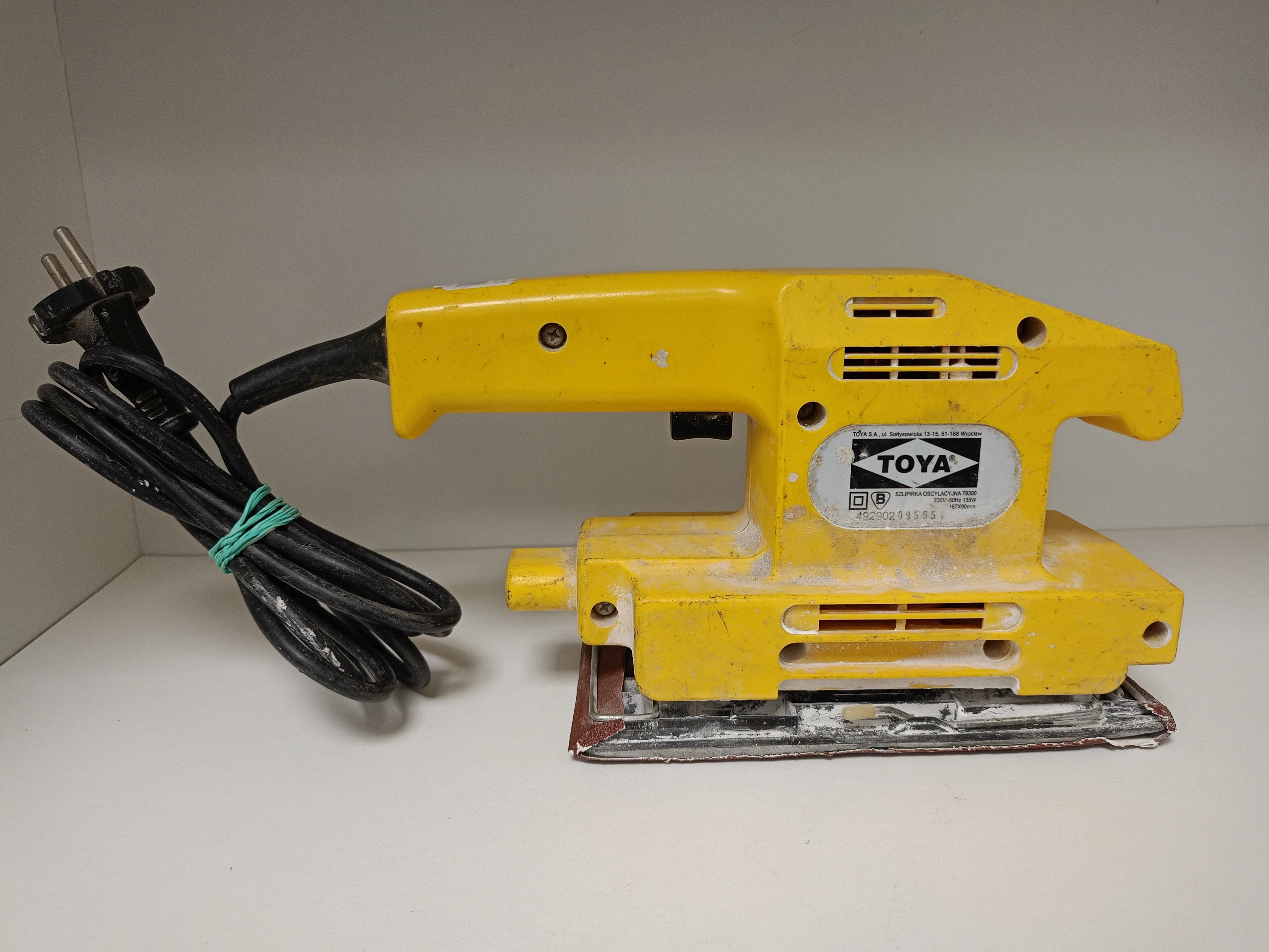 szlifierka-oscylacyjna-sieciowe-toya-135-w-230-v-rodzaj-zasilania-128529-2