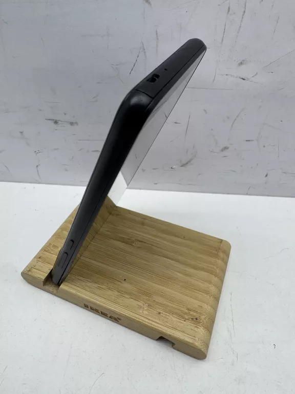 telefon-tcl-403-2gb32gb-stan-11323-2