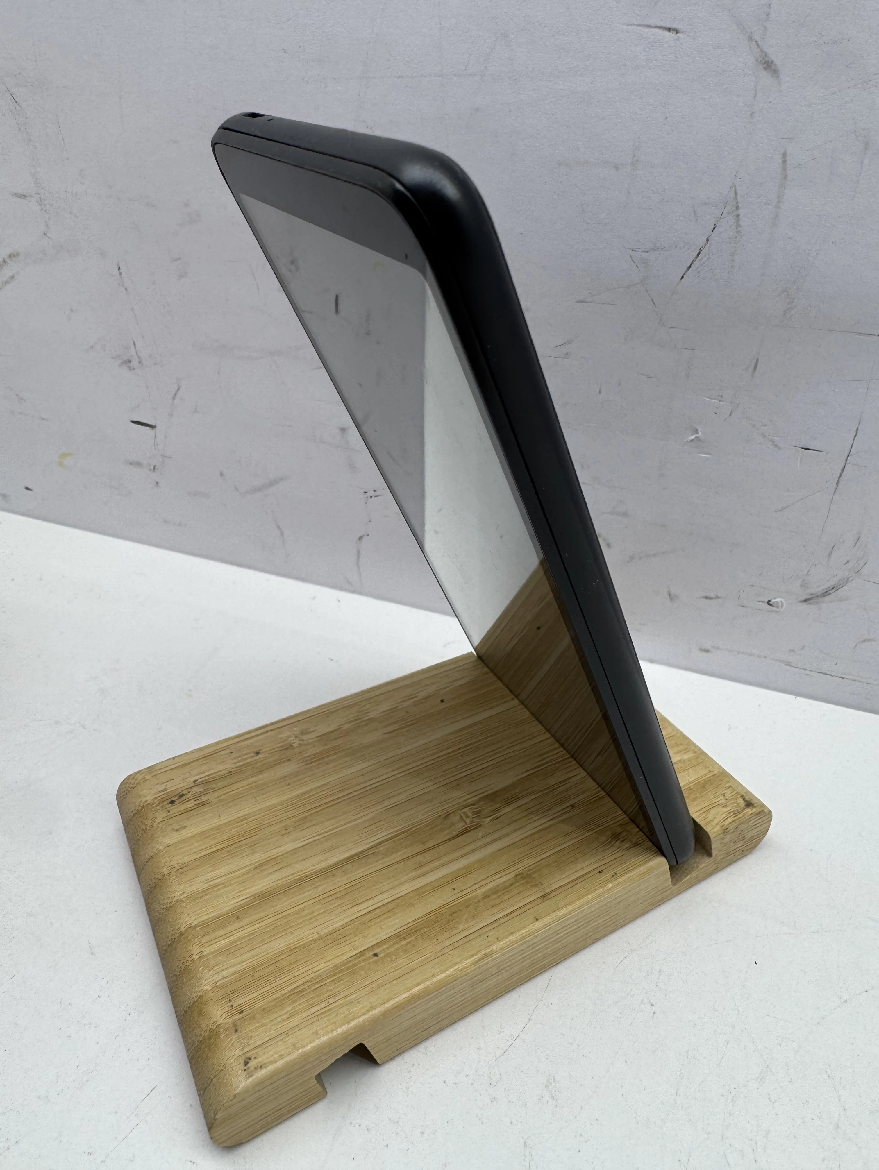 telefon-tcl-403-2gb32gb-system-operacyjny-4388-1