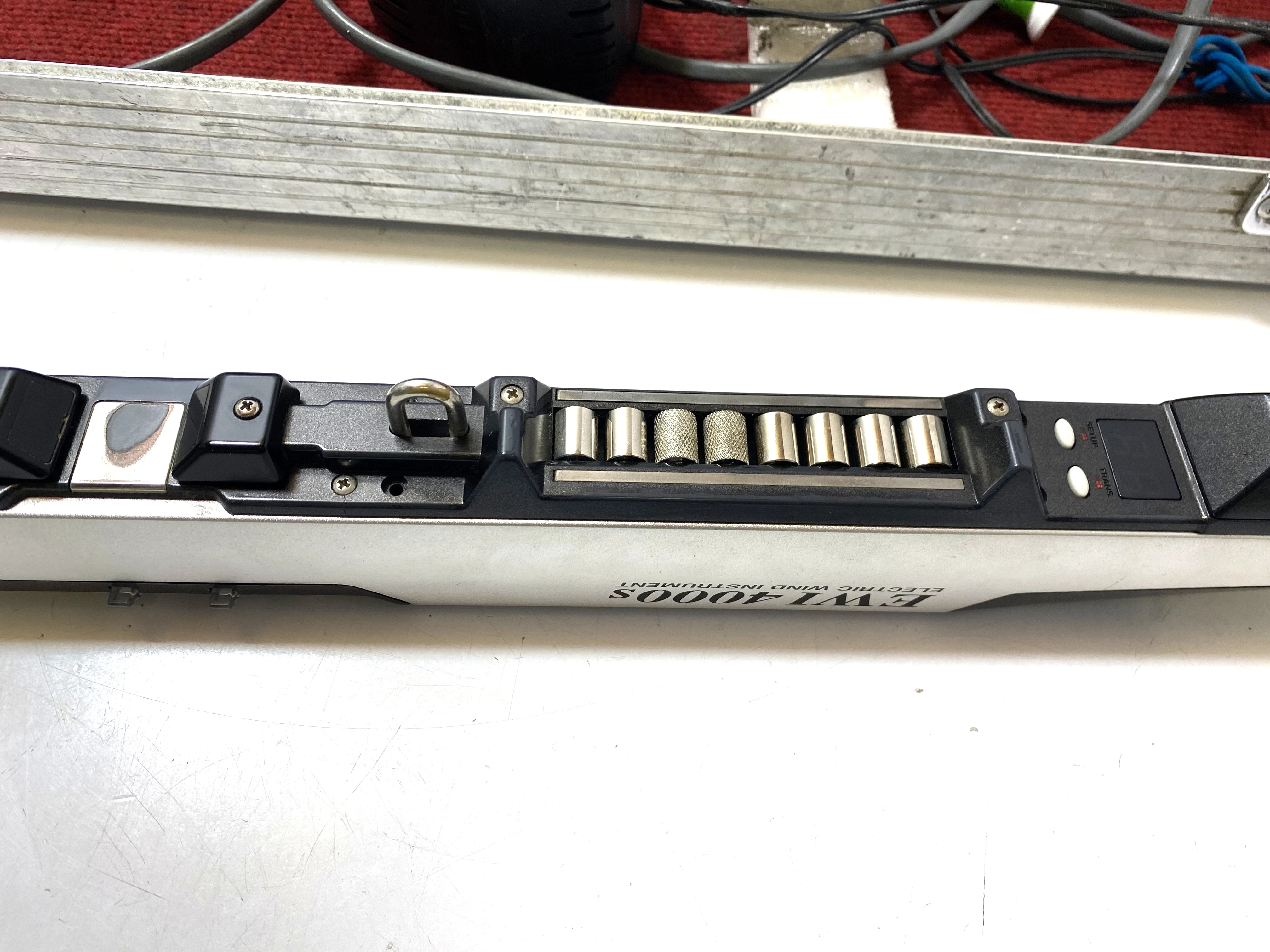 akai-ewi-4000s-saksofon-elektroniczny-z-modulem-brzmieniowym-rodzaj-210810-244778