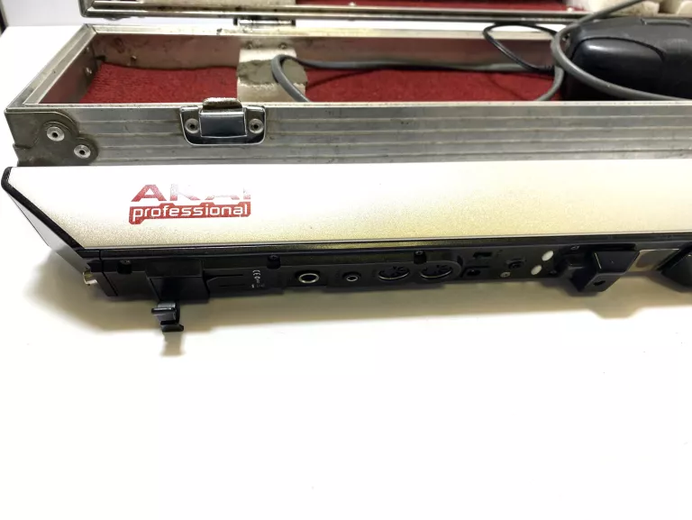 akai-ewi-4000s-saksofon-elektroniczny-z-modulem-brzmieniowym-ean-gtin-4540622002366