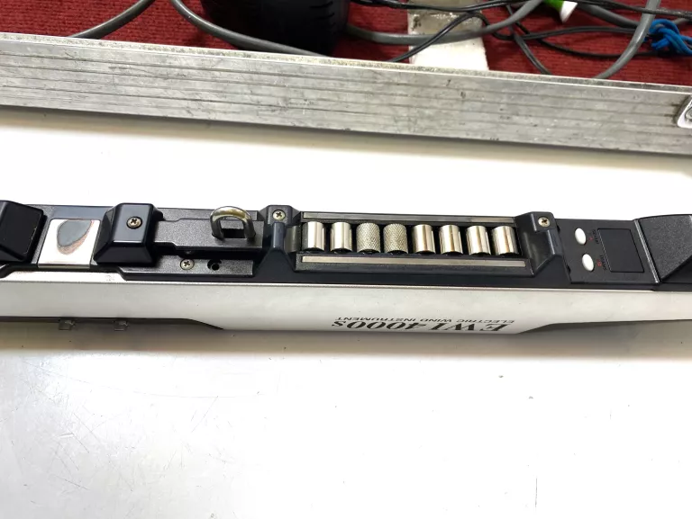 akai-ewi-4000s-saksofon-elektroniczny-z-modulem-brzmieniowym-rodzaj-210810-244778