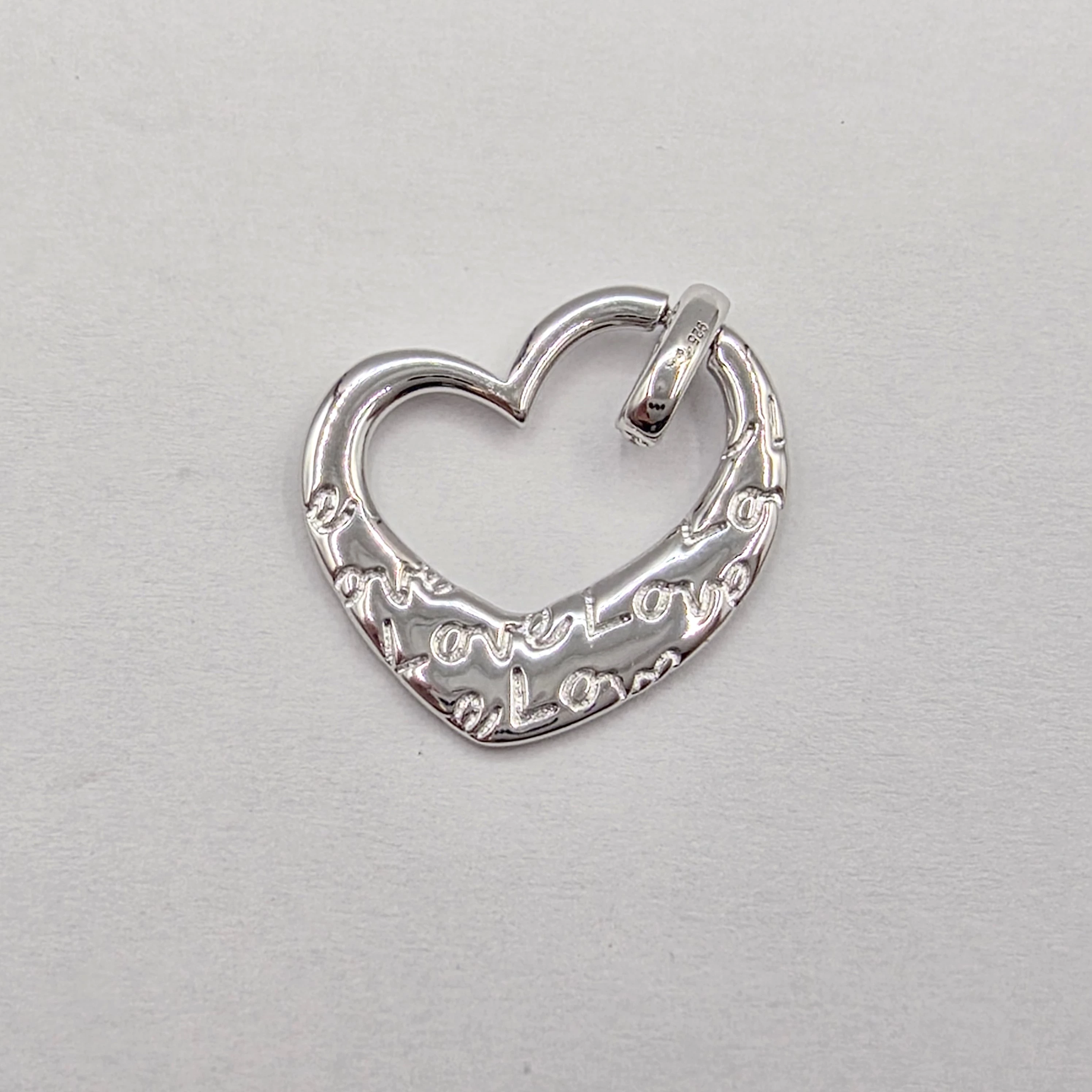 zawieszka-stal-serce-z-napisem-love-gooix-90202444-93100-3-maja-48-poznan-ska-x