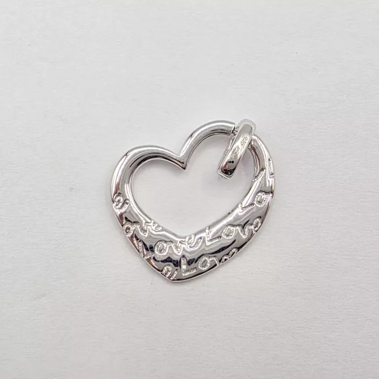 zawieszka-stal-serce-z-napisem-love-gooix-90202444-93100-ean-gtin-5906700234101