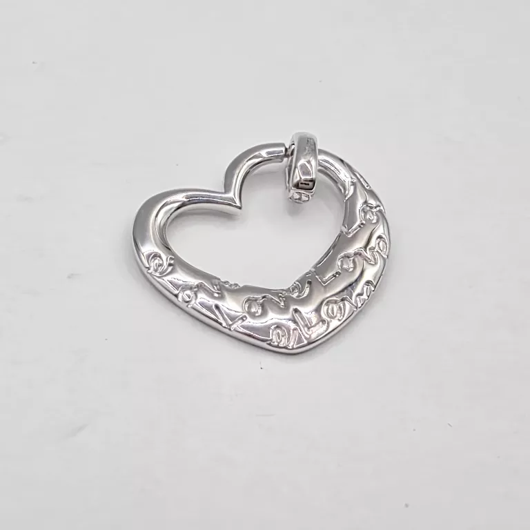 zawieszka-stal-serce-z-napisem-love-gooix-90202444-93100-stan-11323-2