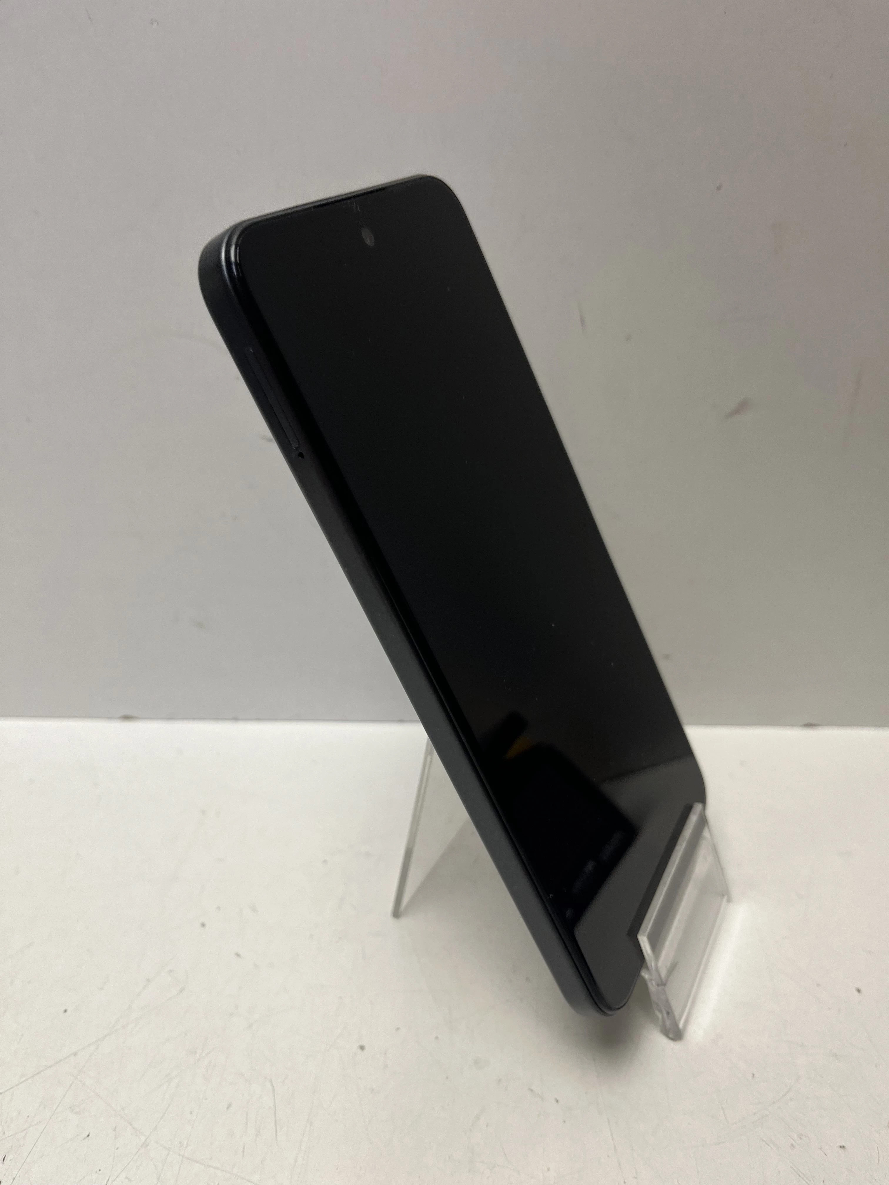 telefon-infinix-smart-9-464gb-kod-producenta-inf-sm-000130