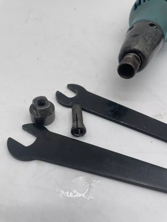 szlifierka-wielofunkcyjna-sieciowe-makita-gd0603-240-w-230-v-ean-gtin-088381801089