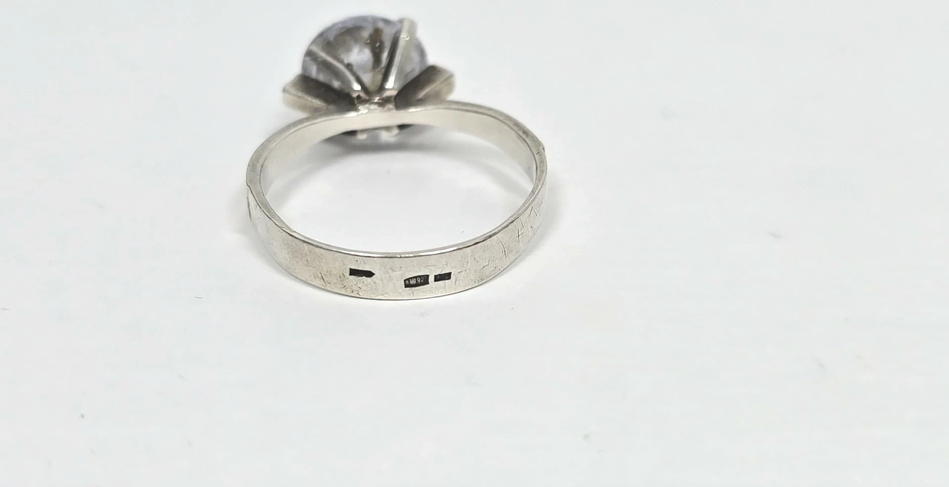 srebrny-pierscionek-pr-925-z-dodatkiem-zlota-pr375-rozmiarsrednica-wew-mm-372-20