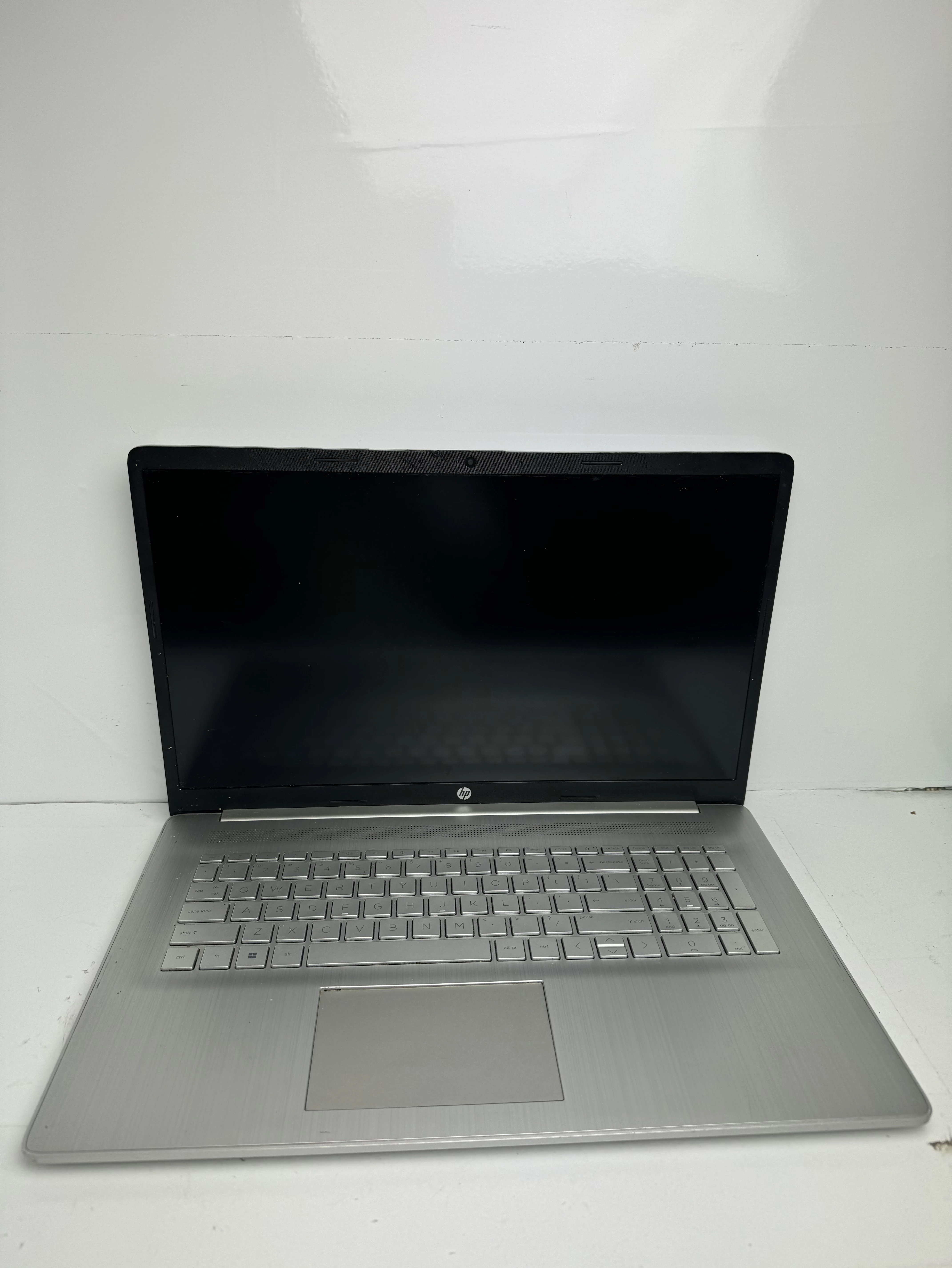 laptop-hp-17-cn0121nw-11th-gen-i3-1115g4-300-ghz-zasilacz-i-mysz-przekatna-ekranu-17