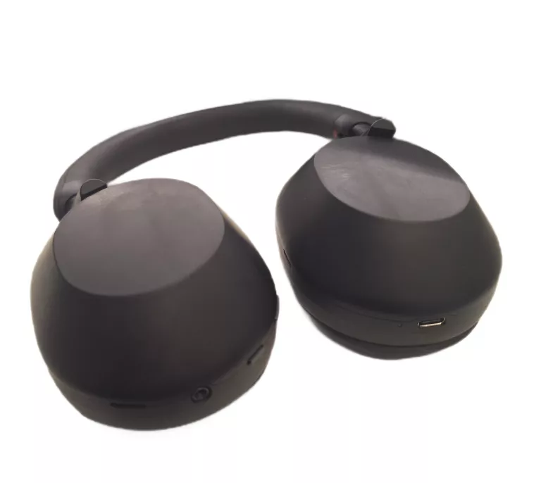 sluchawki-bezprzewodowe-wokoluszne-sony-wh-1000xm5-kolor-dominujacy-129357-3