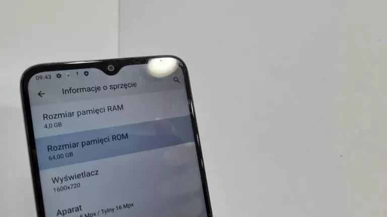 smartfon-motorola-moto-e22-4-gb-64-gb-ean-gtin-840023236181