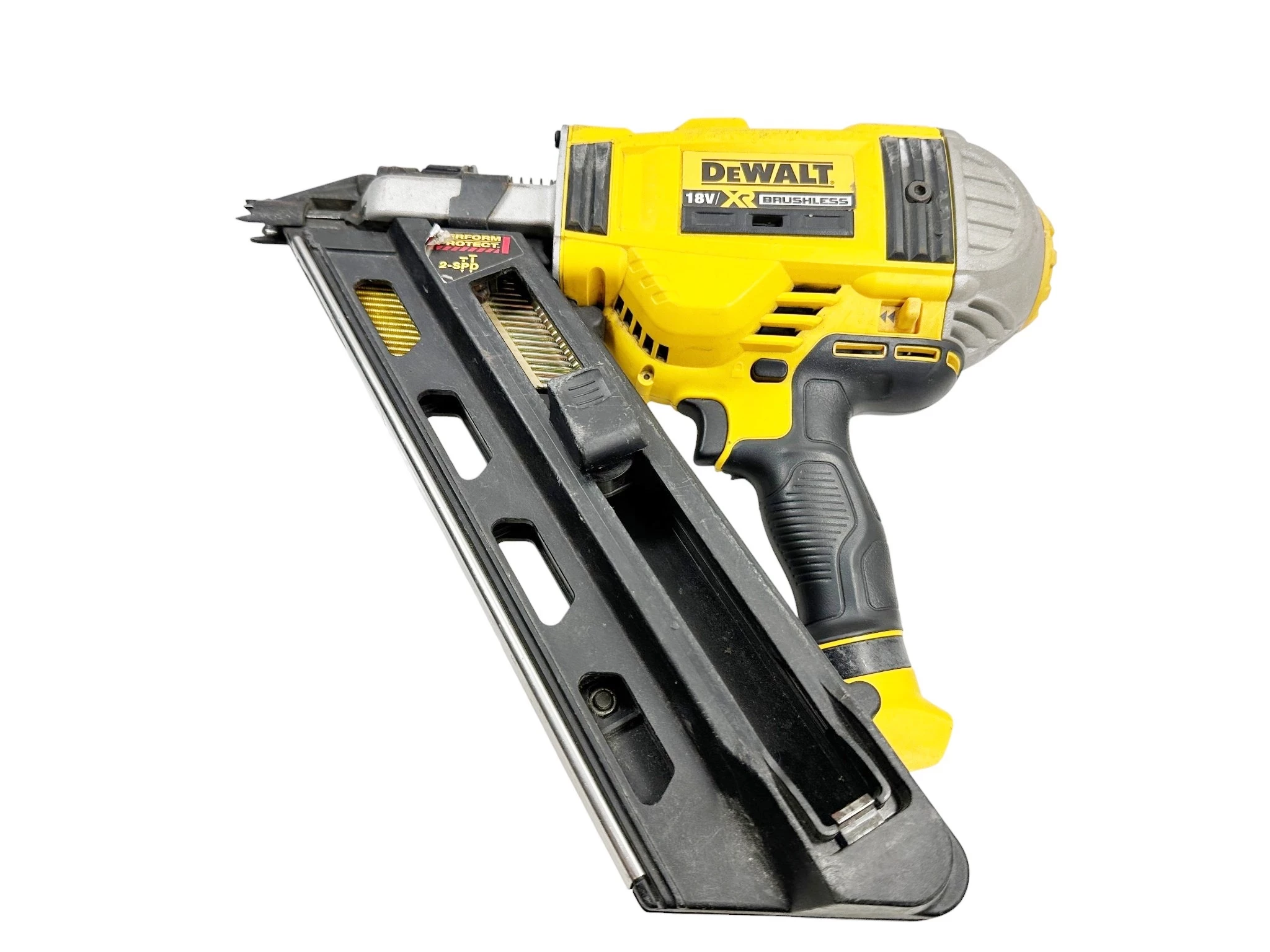 gwozdziarka-do-wykonczen-dewalt-dcn695p2-18v-50-90mm-stan-11323-2