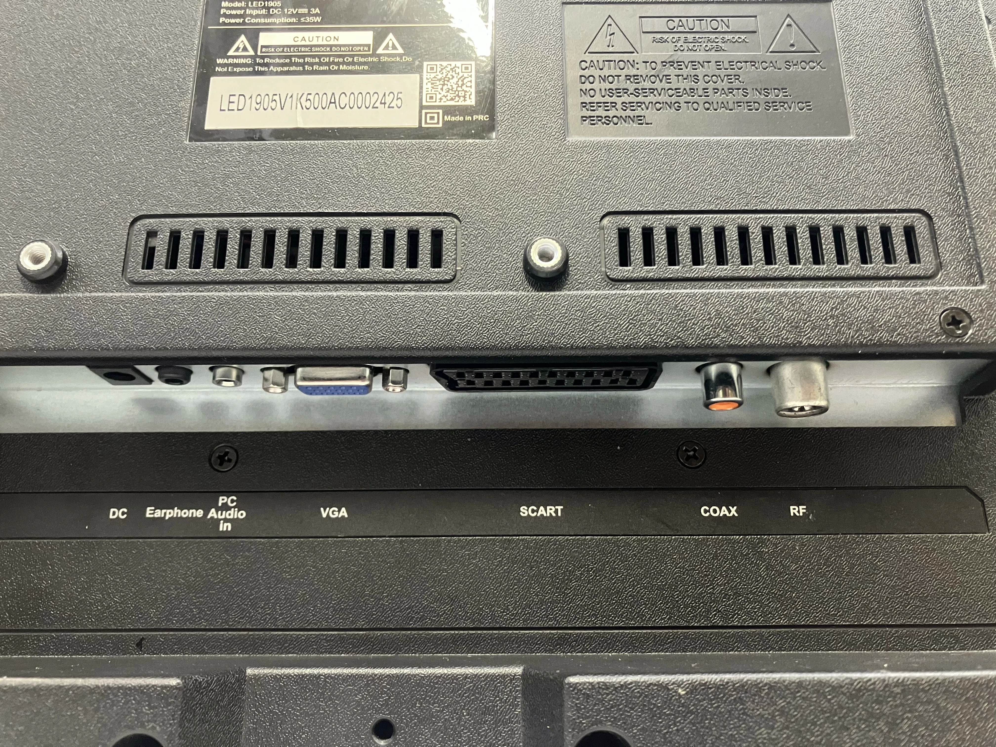 telewizor-tv-manta-led1905-19-hd-ready-dvb-t-przekatna-ekranu-cale-1900