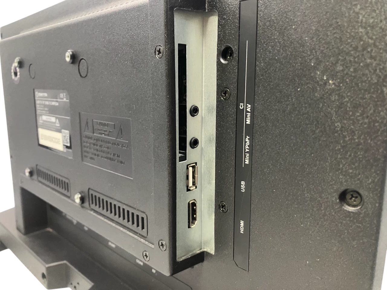 telewizor-tv-manta-led1905-19-hd-ready-dvb-t-typ-telewizora-211486-250142