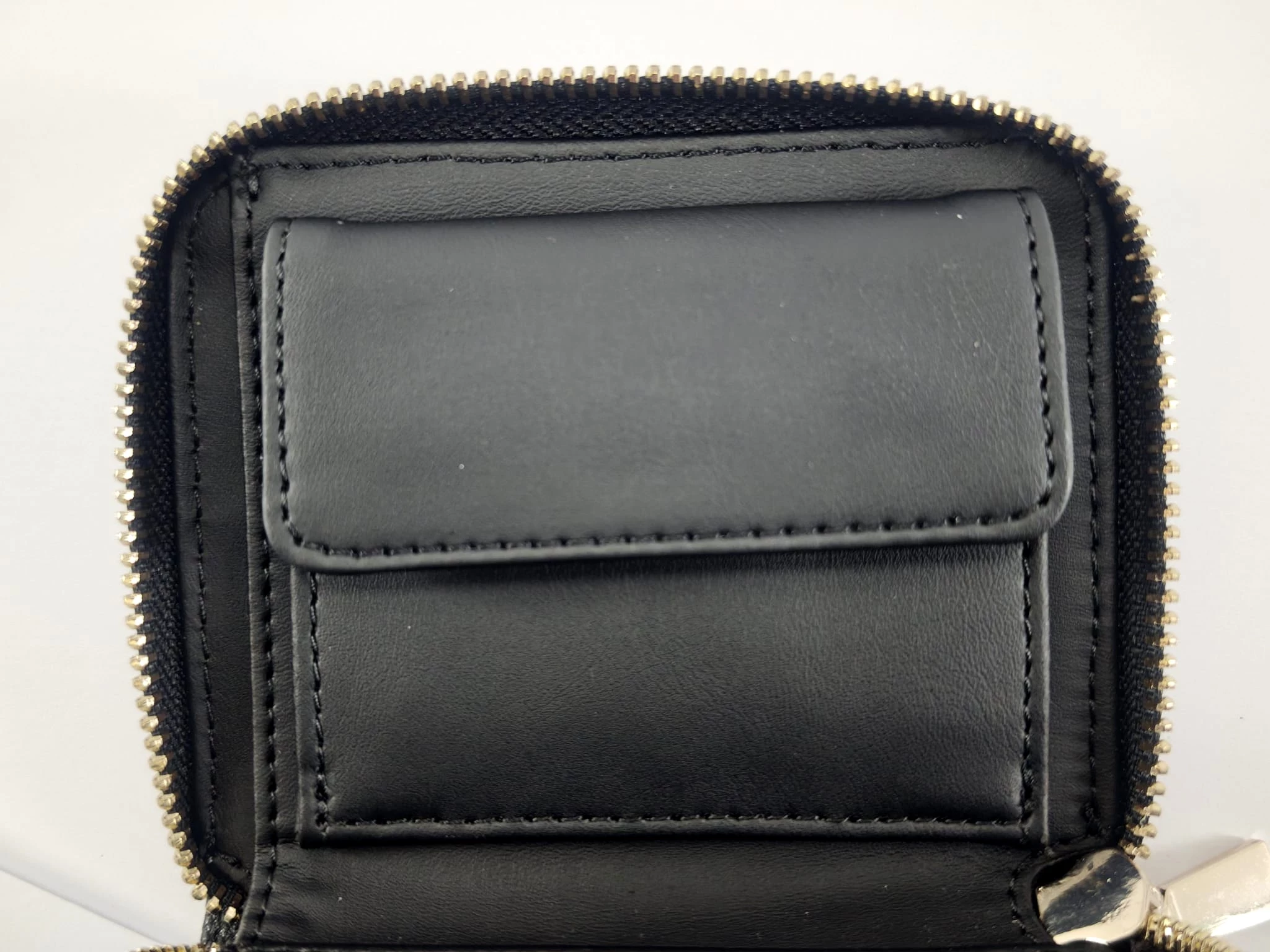 guess-portfel-damski-laurel-ii-slg-small-zip-czarny-rodzaj-203965-218705