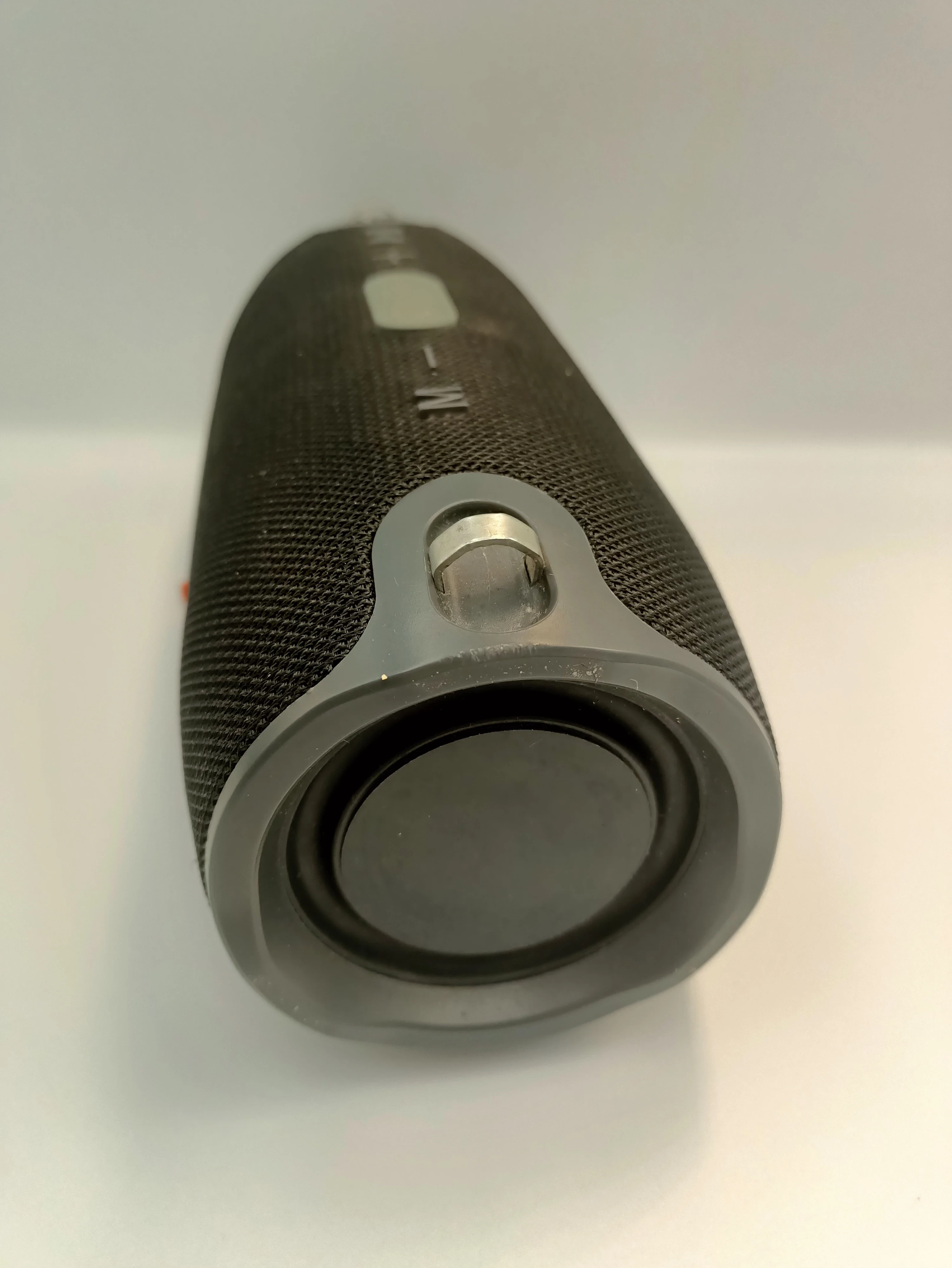 glosnik-bluetooth-speaker-czarny-stan-11323-2