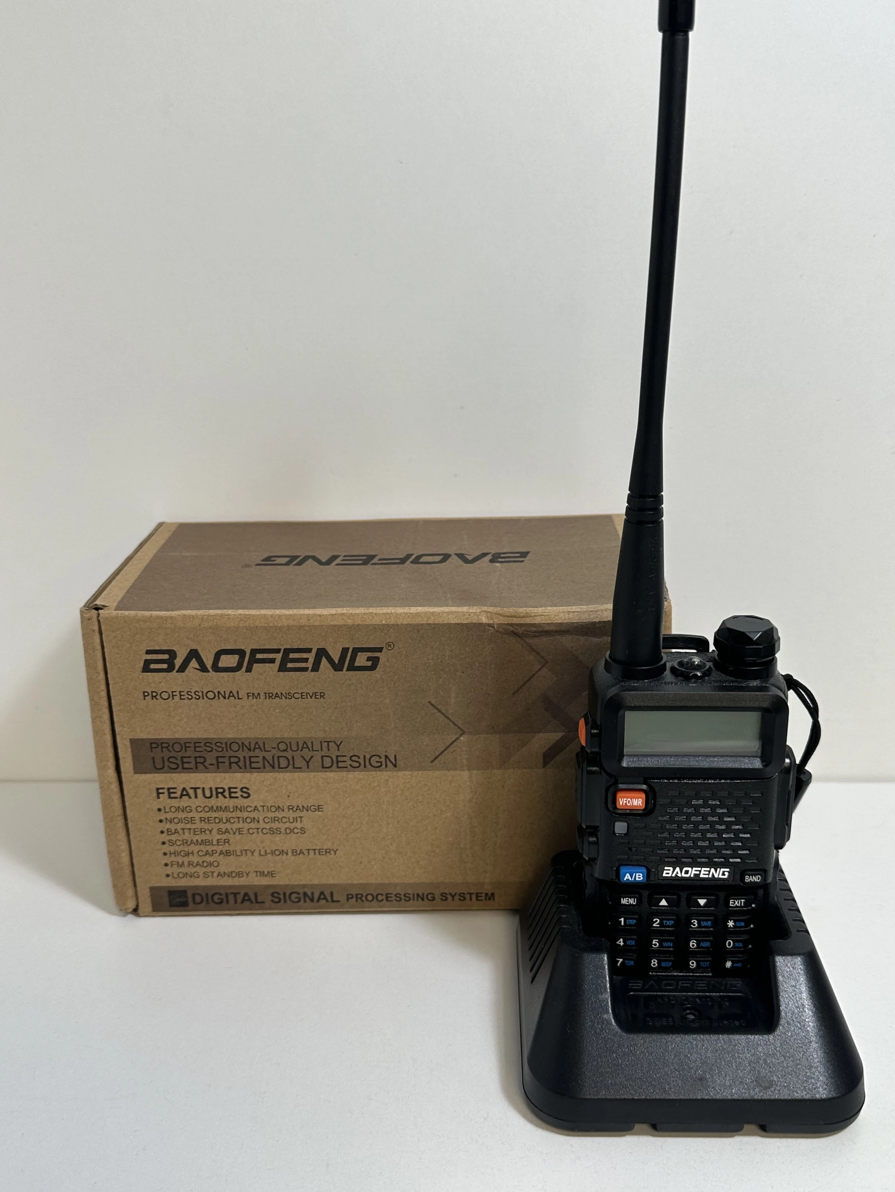 radiotelefon-baofeng-uv-5r-5w-eu-krotkofalowka-radio-fm-gw-liczba-sztuk-1