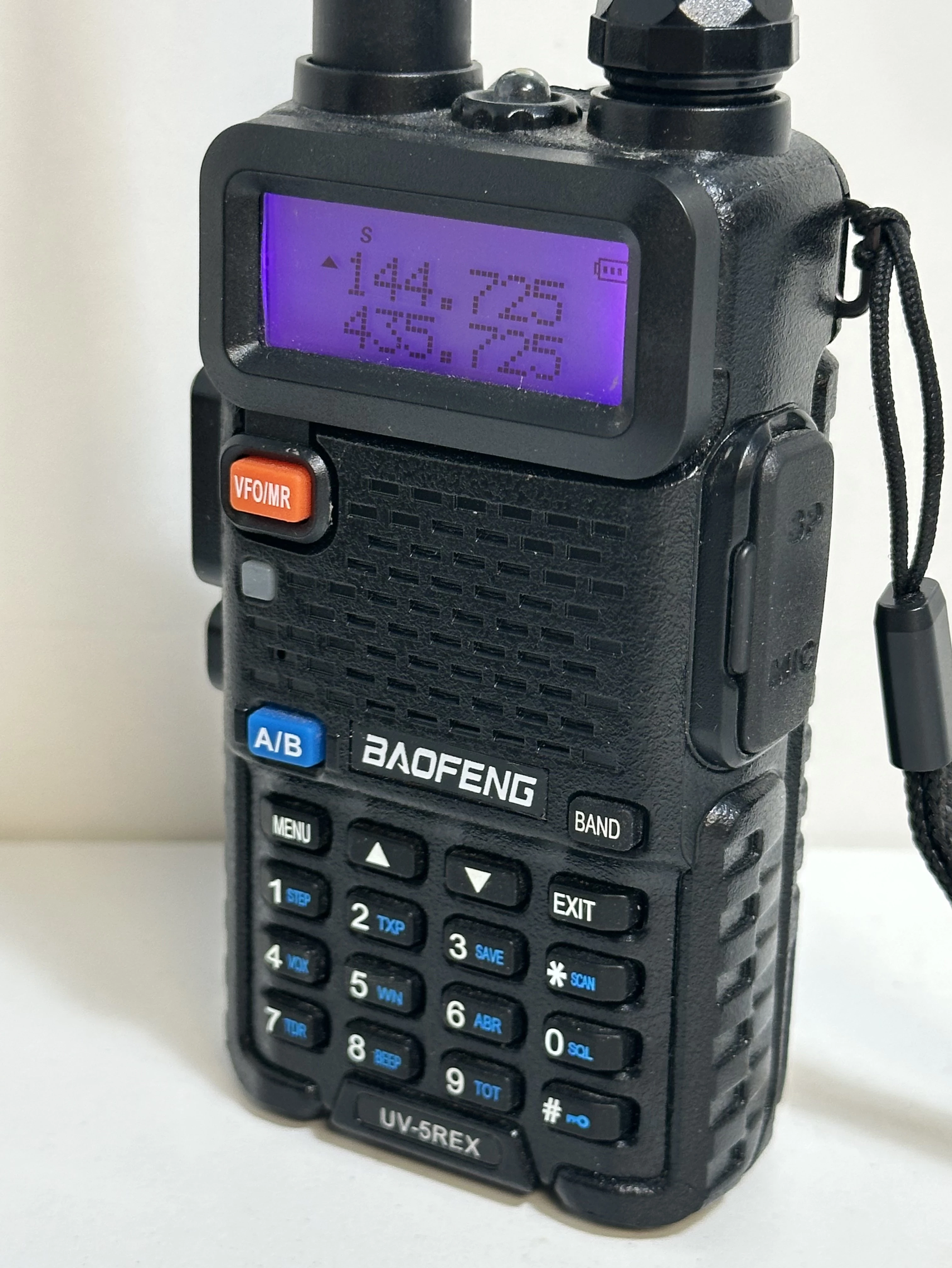 radiotelefon-baofeng-uv-5r-5w-eu-krotkofalowka-radio-fm-gw-stan-11323-2